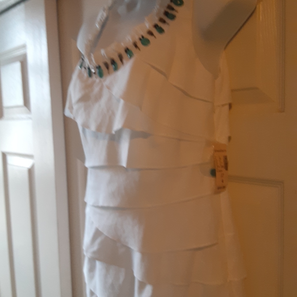*  DRESSBARN  WHITE LAYERED DRESS - Picture 3 of 12